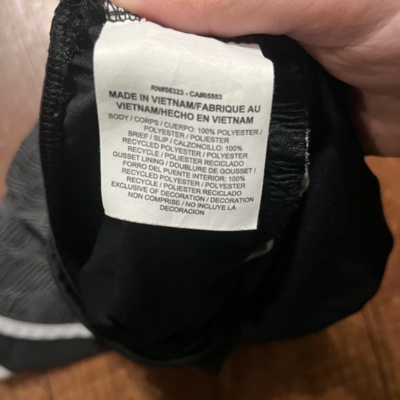 Nike Dri-FIT Women’s Black & Gray Athletic Running Shorts Size L - Picture 4 of 10